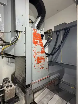 USED 2013 DMC DT 32CD