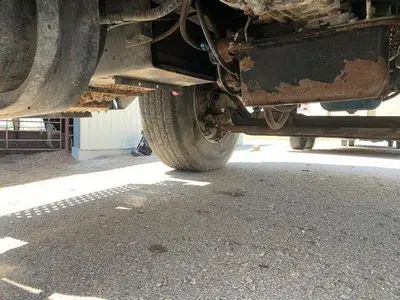 USED 2001 INTERNATIONAL 4900
