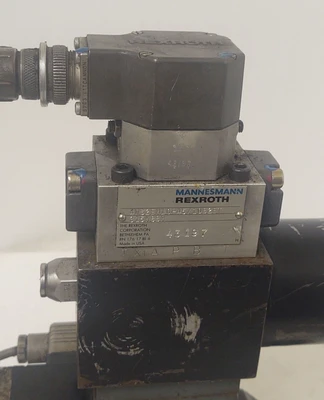 USED Rexroth 4WS2EM10-45