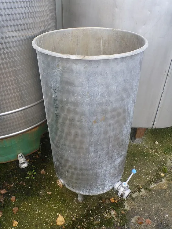 Used _UNKNOWN_ 240 L Stainless Steel Tanks PL | Perry Equipment #121562