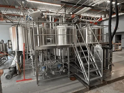 Deutsche 15 BBL 3-Vessel Steam Jacketed Brewhouse with BK, MT, WP, Heat Exchanger, Mash Pump & More!