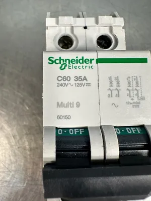 USED Schneider Electric C60 35A