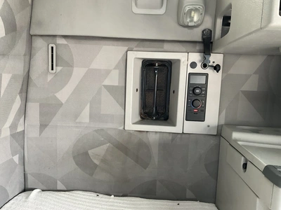 Used 2012 VOLVO VNL 6X4 Conventional trucks Michigan US | Miedema Asset Management Group #1476614