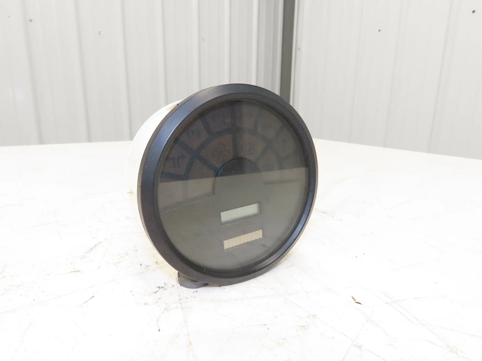 Linde 000.946.07.63 Electric Forklift LCD Guage Dash Display Module Off E18C-02