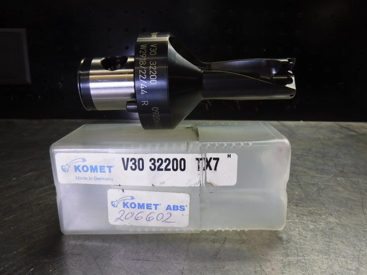 Komet KUB Trigon ABS50 22mm Indexable Drill V30 32200 (LOC2714A)
