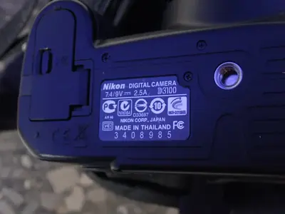 USED NIKON D3100