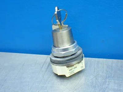 New | in-Stock ALLENBRADLEY 800TH48 Relays & Switches Ohio US | HGR 24 #763697