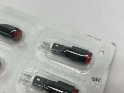 New | in-Stock IDEC Red Pilot Light Indicator PKG OF 10 Misc Electrical & Power Parts Michigan US | Maverick Industrial Sales #1390997
