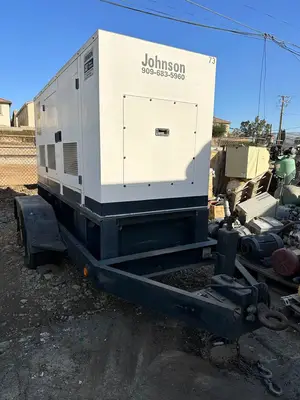 USED 2000 CATERPILLAR XQ105