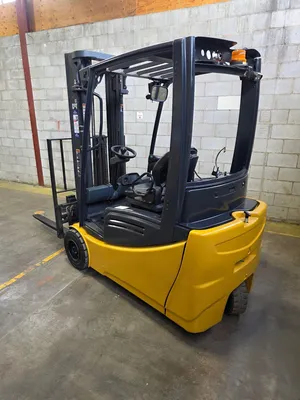 Used 2017 CATERPILLAR 2ET4000 Misc Forklifts Ontario CA | CNCsurplus #921647