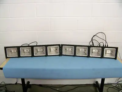 (2) 4-Light Halogen Stage / Studio Lighting Bars