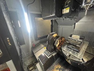 2017 Toyoda Wele UQ 400 5 Axis Trunnion Machining Center