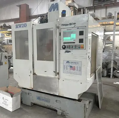 USED 2005 MILLTRONICS RW20 3 AXIS VERTICAL MACHINING CENTER