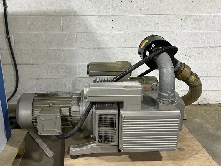 Used 2005 BECKER VTLF 500 Vacuum Pumps Ontario CA | MachineryMax #1403178