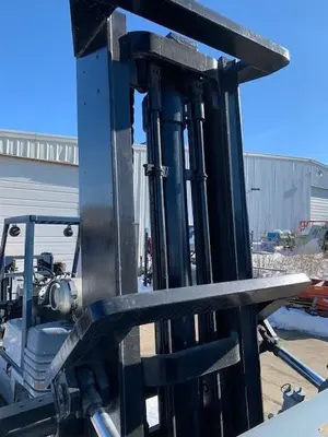 USED CATERPILLAR T200