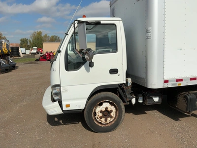 Used 2007 ISUZU 18' Box trucks Michigan US | Miedema Asset Management Group #1579183