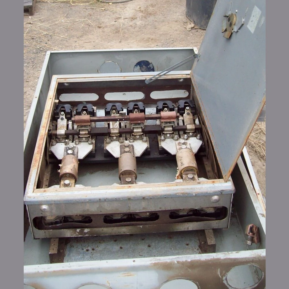 Federal Pacific 1200 Amp Disconnect