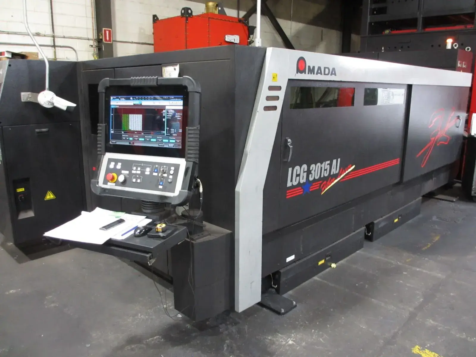 USED AMADA LCG3015AJ