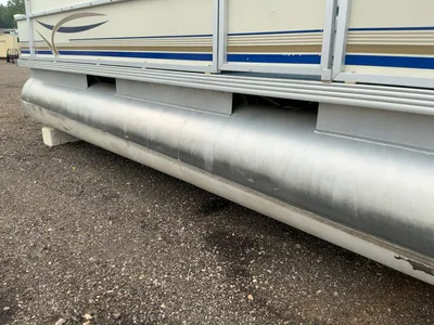 Used 2003 CREST 22/24 OB FAMILY DL Boats (Misc) Michigan US | Miedema Asset Management Group #1320433