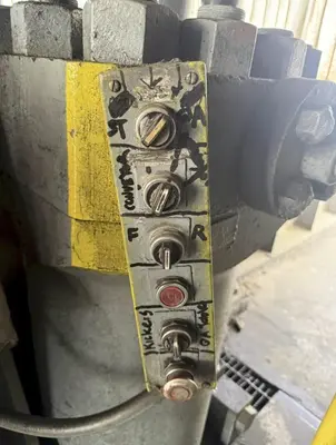 2000 TON HEAVY DUTY 4-POST HYDRAULIC STRAIGHTENING PRESS. STOCK # 0543726