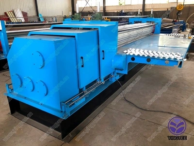 Barrel Corrugation Roof Sheet Roll Forming Machine in China