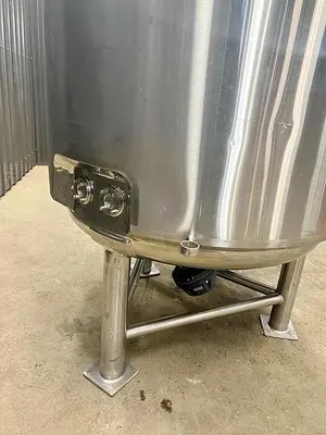 Used 275 Gallon Jacketed Tank (Reactor), 316 Stainless Steel, Insulated, Full Vacuum, With Agitator