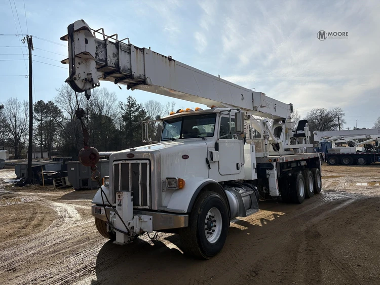 Used 2010 ALTEC AC38-127S Truck-Mounted Cranes Tennessee US | Moore Equipment #1517217