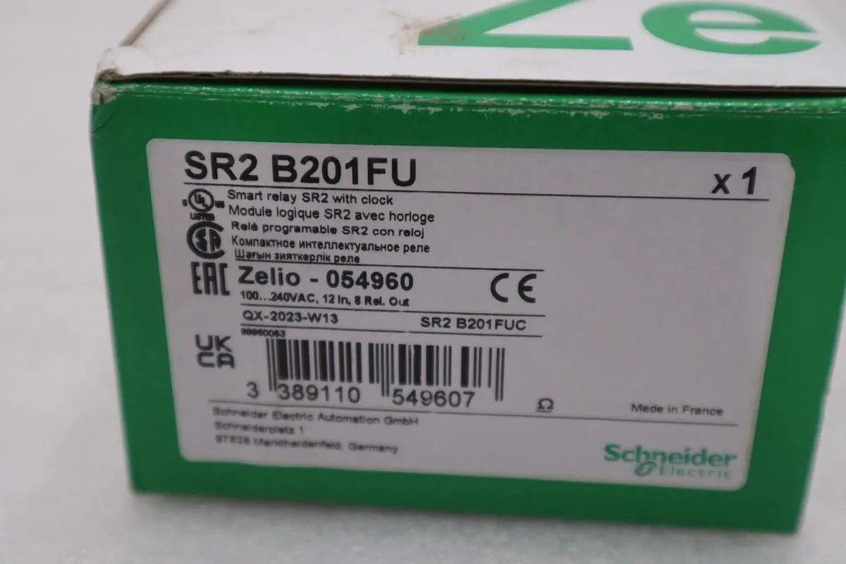 Schneider SR2B201FU/ SR2 B201FU Compact Smart Relay 100 to 240V AC - STK GF536A