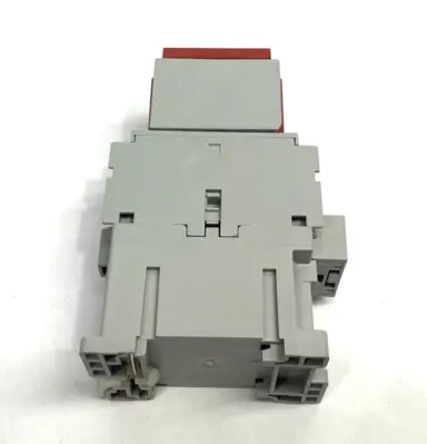 Used Allen-Bradley Ser. A Guardmaster Safety Control Relay, 8 Pole Relays & Switches Michigan US | Maverick Industrial Sales #1392488