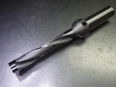 Kennametal 3/4" Coolant Thru 5xD Drill 1" Shank KSEM0750R5SSF100 (LOC2998A)