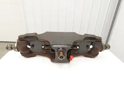Caterpillar EC25KE Electric Forklift Rear Axle Dual Hydraulic Steering Assembly