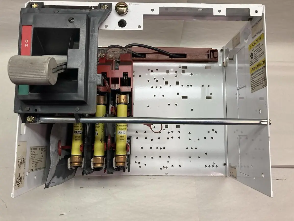 USED CUTLER-HAMMER CIN05182