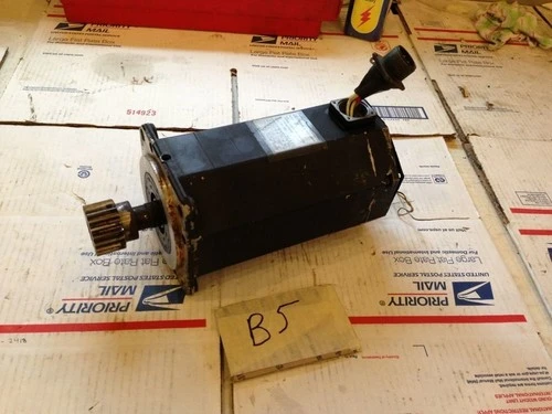Used FANUC AC SERVO MOTOR Model 5A A06B-0314-B501 # 7008 Fast Shipping!!