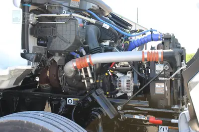 New | in-Stock 2027 PETERBILT 548 Rolloff Trucks Texas US | Roll Off Truck World #1492014
