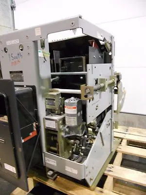 Used GE AKR-8D-100 Circuit Breakers Ohio US | Equipment Recovery Corp. #1329705