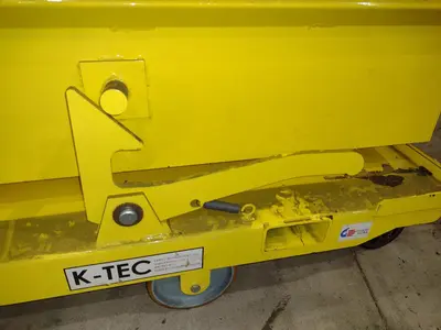 2000 LBS K-TEC MODEL #17167 SELF-DUMPING HOPPER: STOCK #20603