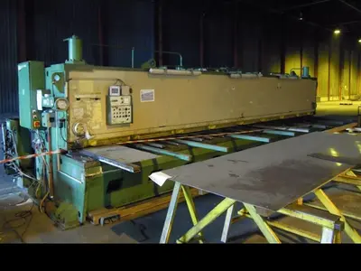 USED LVD MVS 8050 X 6/4 MM CNC