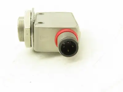 Keyence LR-ZB90CB Self-Contained CMOS Photoelectric Laser Proximity Sensor