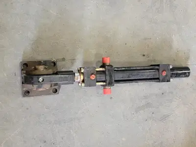 USED WESTCOAST CYLINDERS T3H25T10C3B2A1A,XI=6