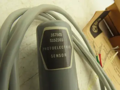 General Electric 3S7505SS523E6 Photoelectric Sensor Right-Angle 6' Cord