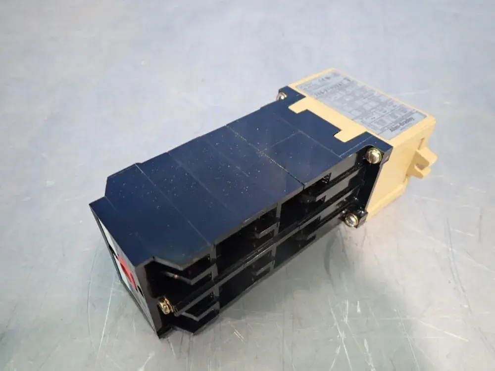NEW ALLEN BRADLEY 700P1000A1