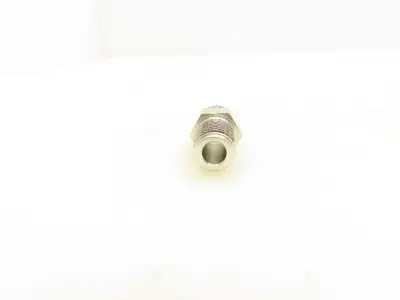 Parker Hydraulic 3/8"-6 JIC x 1/4" NPT 37° Flare Connector Fitting 316 Lot of 10