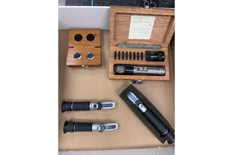 Used _UNKNOWN_ _UNKNOWN_ Refractometers Utah US | KD Auctions #1549533