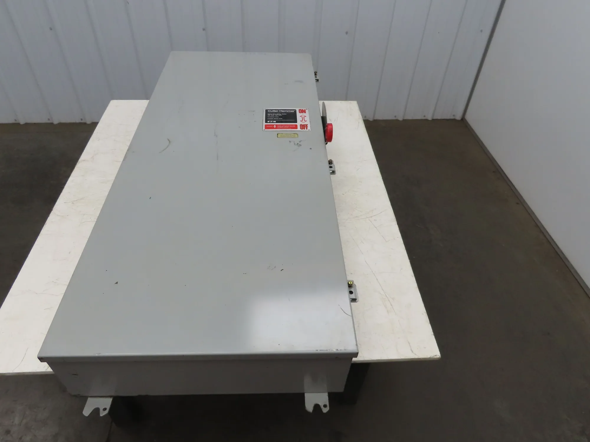 Eaton Cutler Hammer DH365UDK Non Fused Safety Disconnect Switch 400A 600V 3Ph
