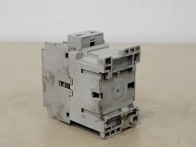 USED ALLEN BRADLEY 700-CF400*A