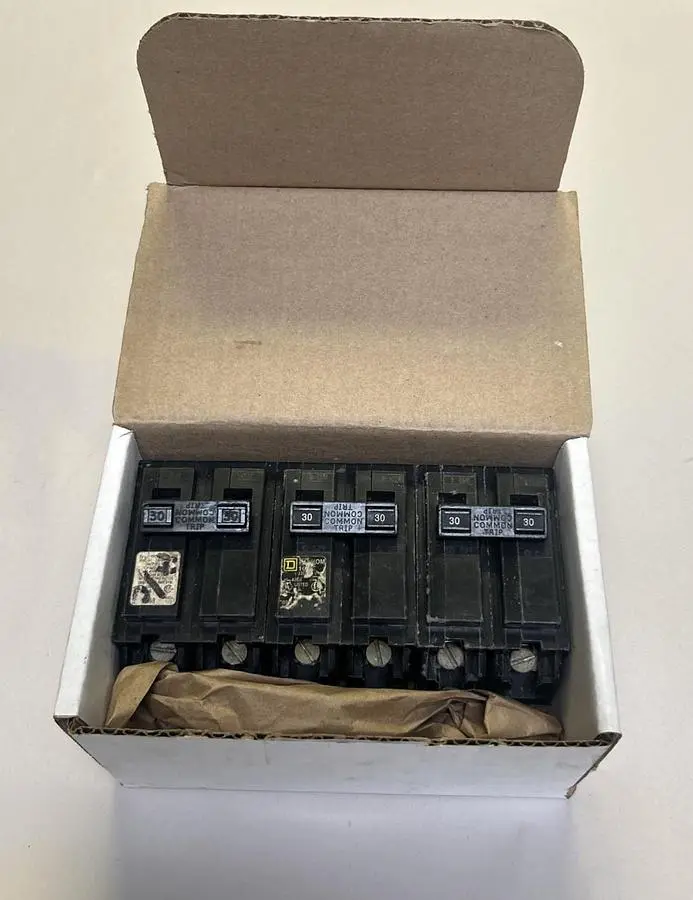 Used SQUARE D HOM230 Miscellaneous Equipment (Electrical & Power) | Surplus Asset Holdings #1199491