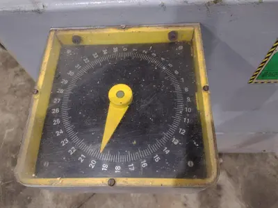 5" X 5" X 1/2" ROUNDO MODEL #R-5-S HYDRAULIC ANGLE ROLL: STOCK #23480