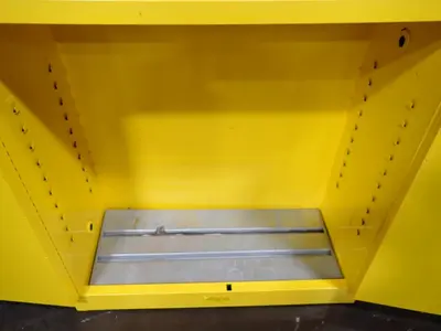Justrite 30 Gal Flammable Liquid Storage Cabinet