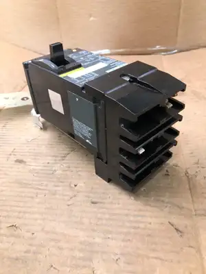 USED SQUARE D FA26020AB