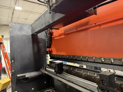 USED 1999 AMADA HFB2204